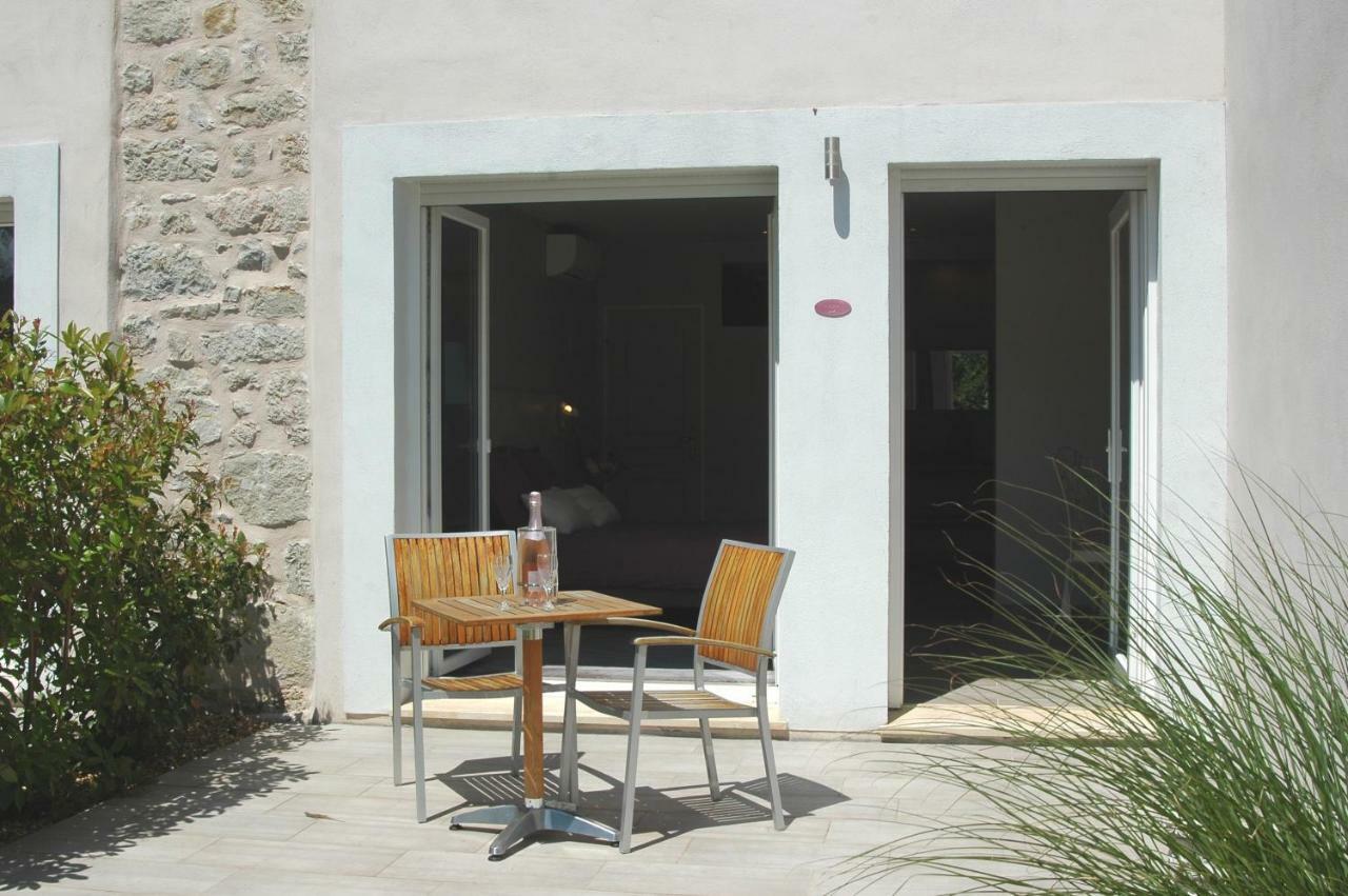 Les Jardins De Soulane B&B - Adults Only Belcastel-et-Buc Exterior photo
